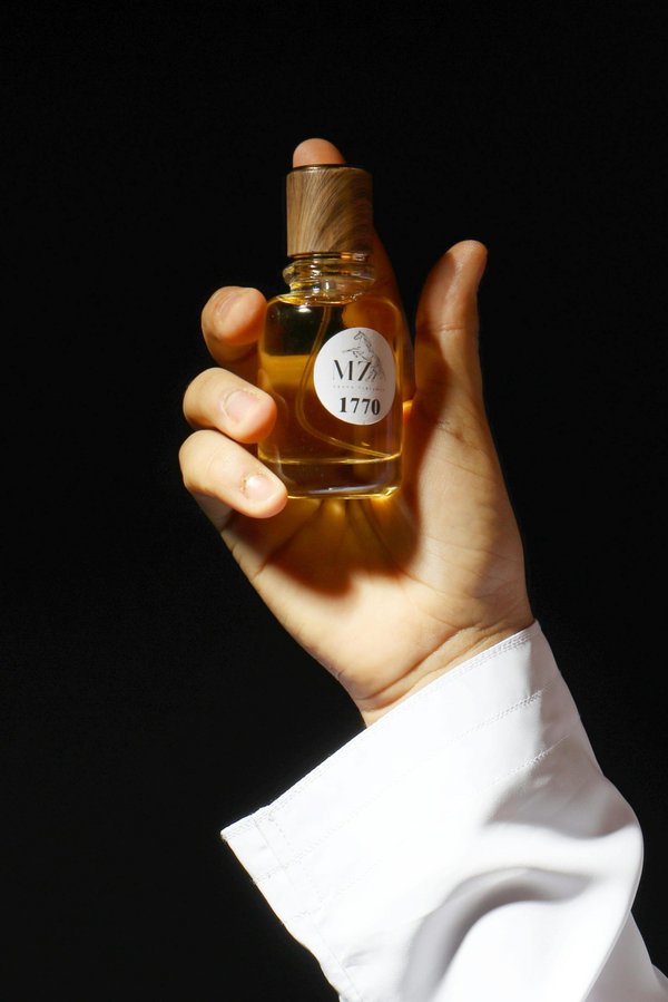 L'art du parfum émirati : Lattafa, la maison de la fragrance orientale